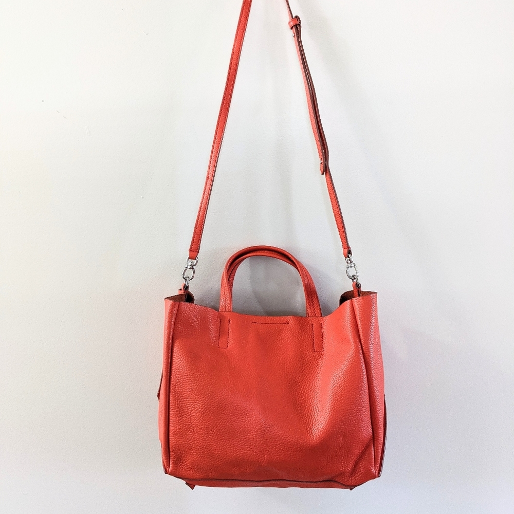 Banana Republic genuine leather tote bag